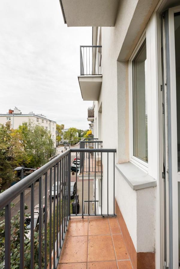Plac Wilsona Comfy Apartment ワルシャワ エクステリア 写真